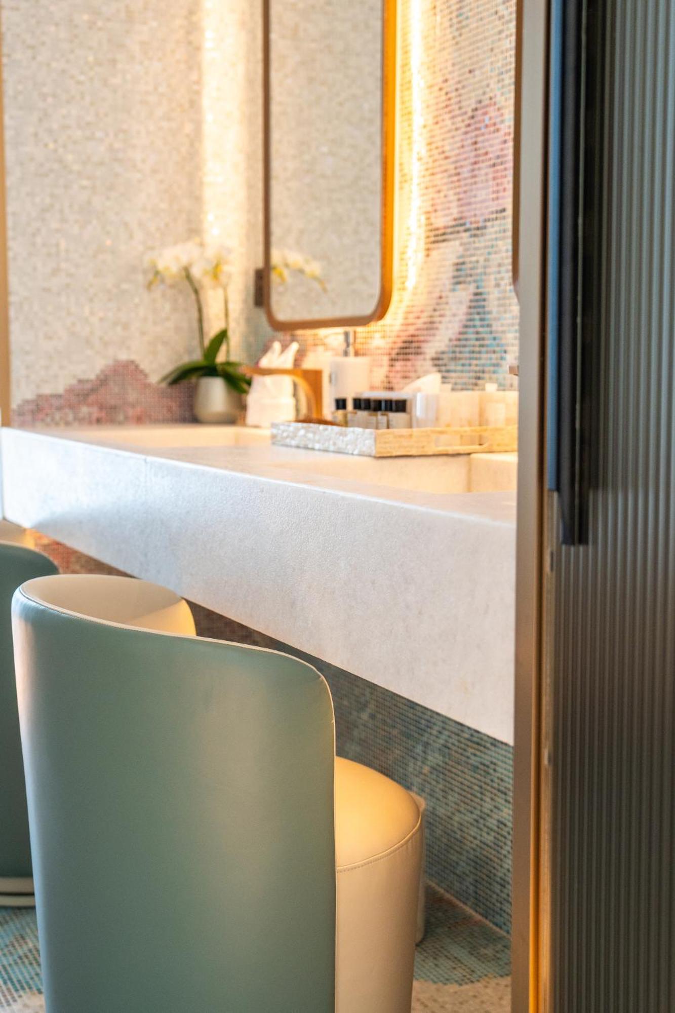 Mgm Qingdao Hotel Buitenkant foto