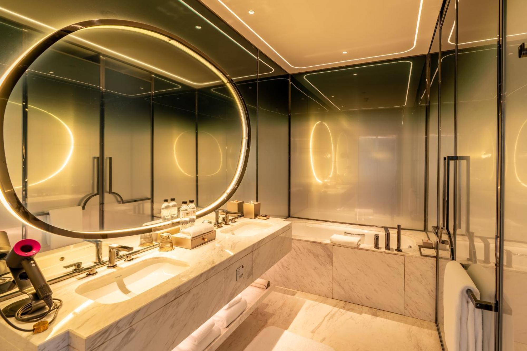 Mgm Qingdao Hotel Buitenkant foto